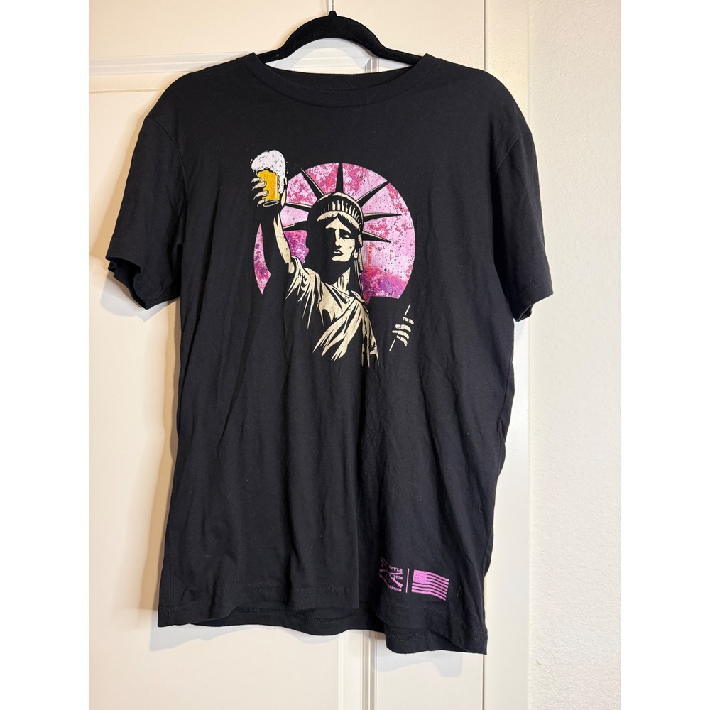 Grunt Style Statue of Liberty Beer Graphic Tee Black Pink Womens Medium